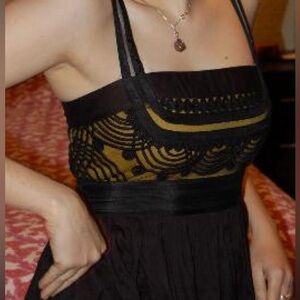 Anthropologie Floreat Cloaked Vista
Dress size 0 pockets